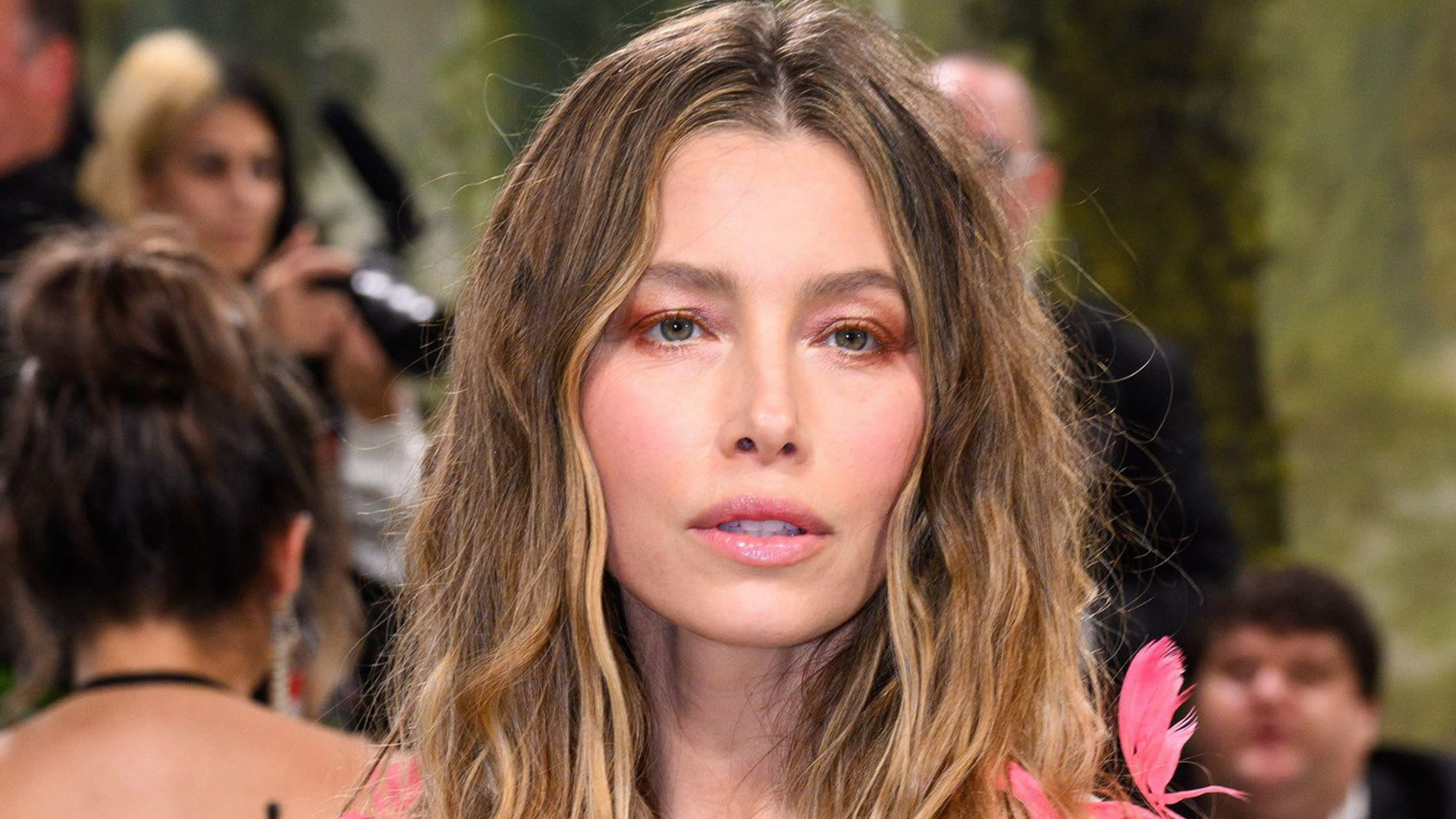 Jessica Biel concerns fans as actress admits spending Mother's Day 'alone'