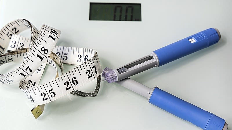 Tirzepatide Tops Semaglutide for Weight Loss