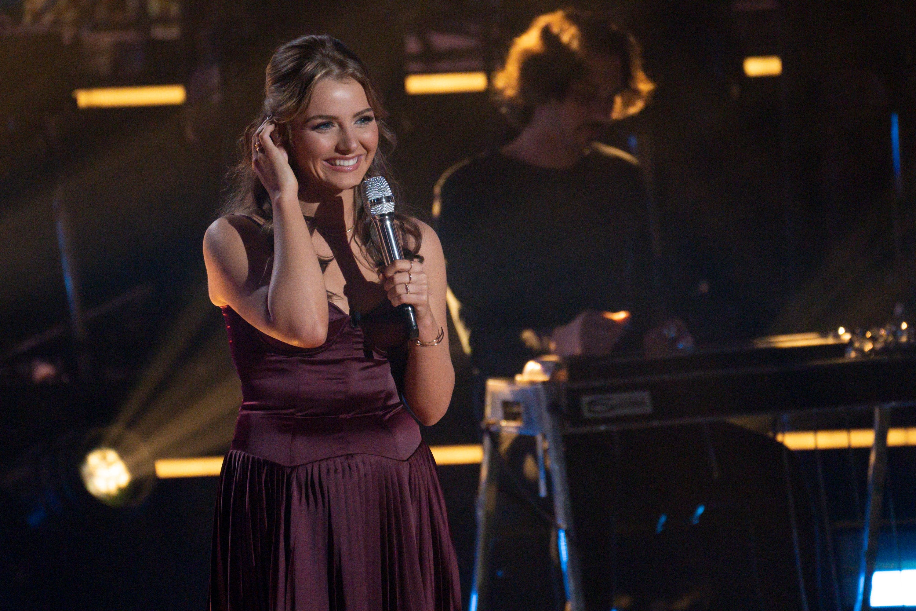 Watch Emmy Russell's 'American Idol' performances. Loretta Lynn's granddaughter is in top 12