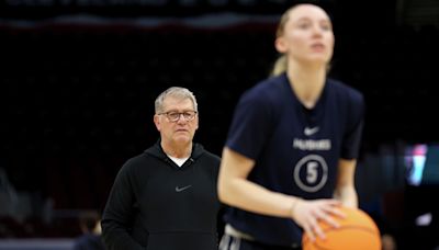 How would Geno Auriemma's UConn women's basketball program fit into Big 12 if Huskies join league?