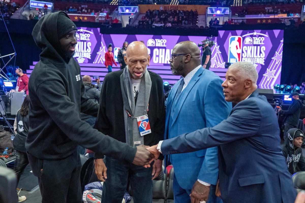 Video Of Shaquille O'Neal Absolutely Dwarfed By Tacko Fall Goes Viral On Social Media