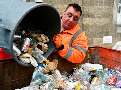 Avanti West Coast waste segregation officers boost UK stations’ recycling