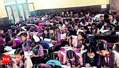 Teachers Demand Urgent Filling of 400 Vacant Principal and Lecturer Positions in Ludhiana | Ludhiana News - Times of India