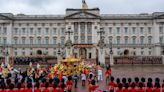 Como é trabalhar no Palácio de Buckingham? Saiba curiosidades da rotina