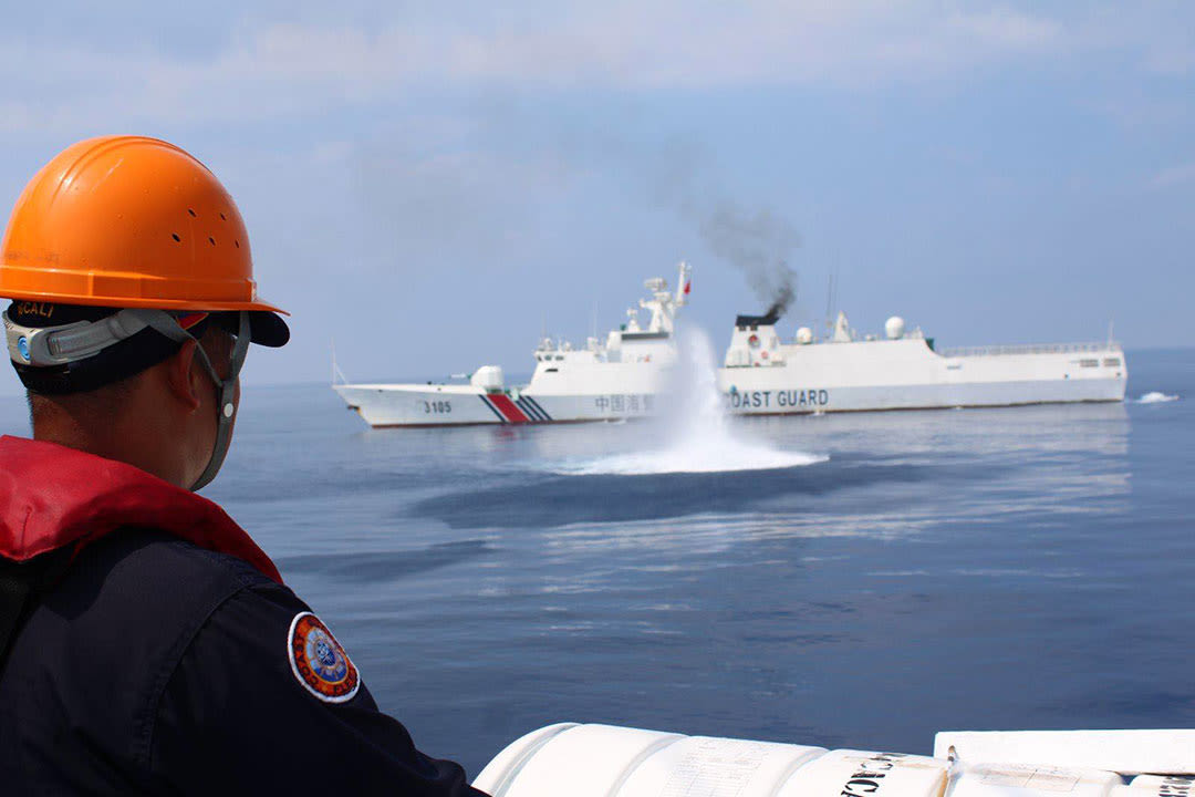 Marcos says Philippines won’t fire water cannons at Chinese vessels - BusinessWorld Online
