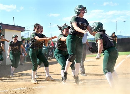 Senior moment: Lucy Latour delivers Dighton-Rehoboth softball Division 3 championship with walk-off double - The Boston Globe