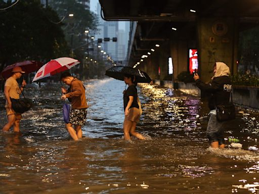 Metro Manila flood due to habagat brings back memories of Ondoy, Ulysses