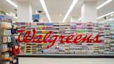 Walgreens reducirá el precio de 1,300 productos para este verano - La Opinión