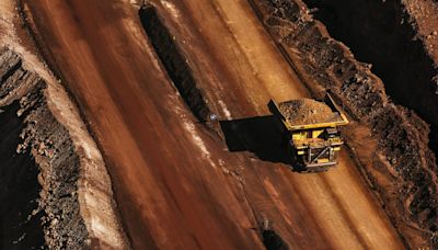 Grandes accionistas de Anglo apoyan la postura de la minera en las negociaciones con BHP