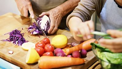 Un estudio revela cuáles son los alimentos que pueden ayudar a prevenir el Alzheimer