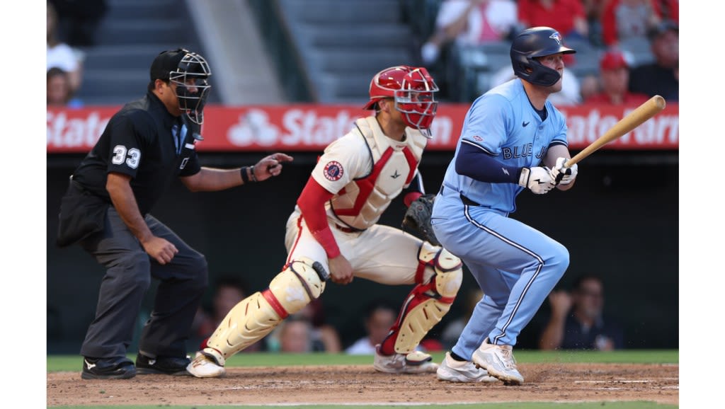 Angels fall short on offense and defense in loss to Blue Jays