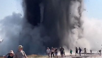 Sorpresiva erupción en el Parque Nacional de Yellowstone: volaron miles de escombros y el lugar fue cerrado