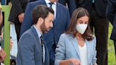 La reina Letizia reaparece en público, con mascarilla, una semana después de su positivo en covid