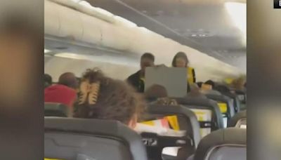 "Traumatized" passengers on Florida-bound Spirit Airlines flight with mechanical failure share their stories