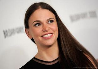 Sutton Foster