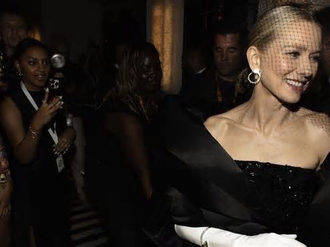 Naomi Watts Wore a Swanlike Balenciaga Tablecloth to the 2024 Met Gala