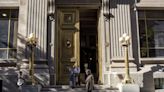 Chile Central Bank Tightens Credit Conditions, Citing Higher Global Risk