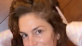 Cindy Crawford radiates natural beauty in makeup-free video: 'Always stunning'