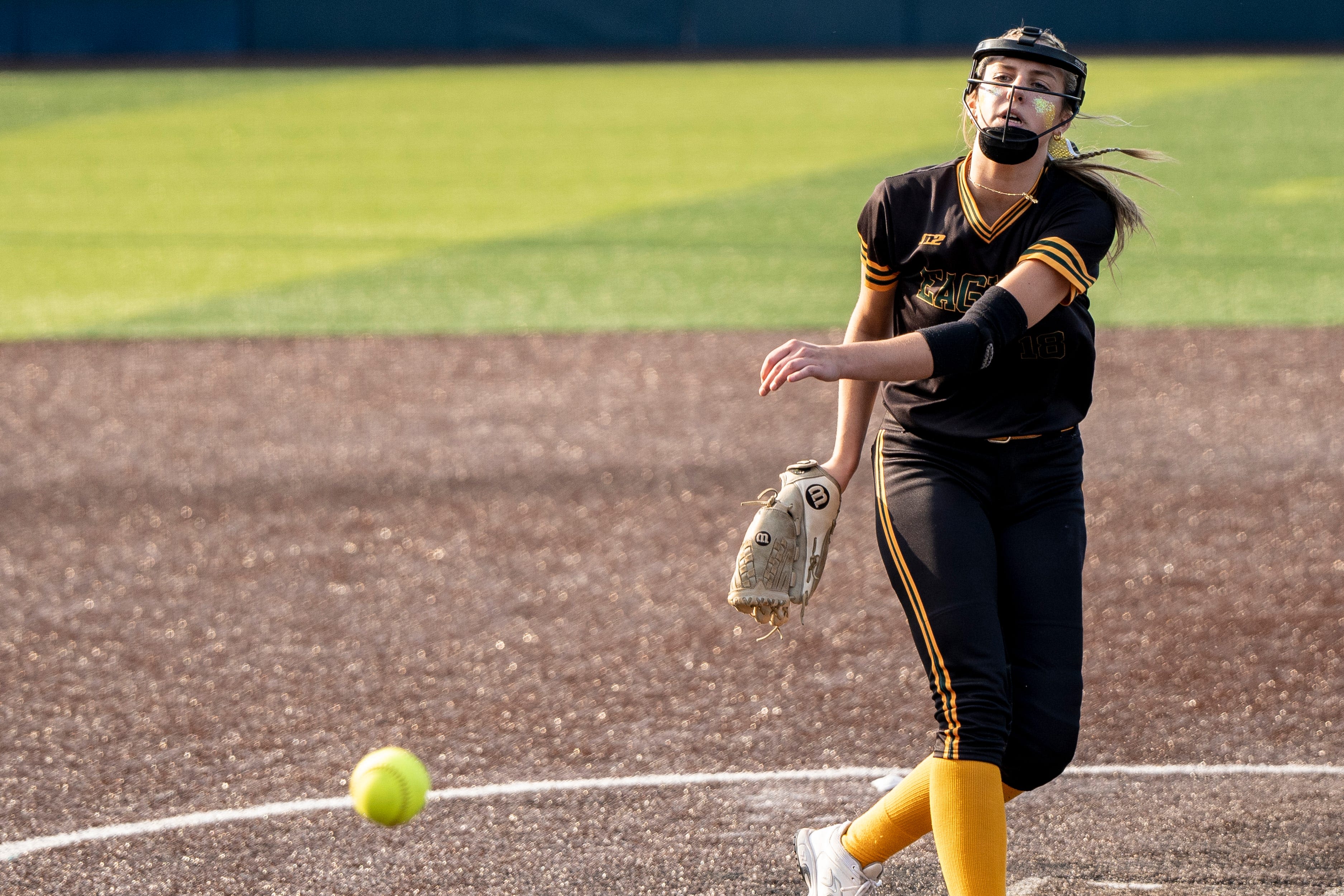 Softball: Morris Knolls holds off rival Morris Hills to claim second straight sectional title