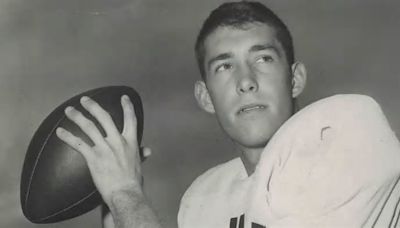 Steve Sloan, former Alabama QB, longtime coach, administrator, dead at 79