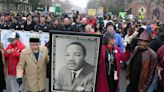 Minorías dicen que siguen librando la lucha de Martin Luther King Jr. tras 6 décadas