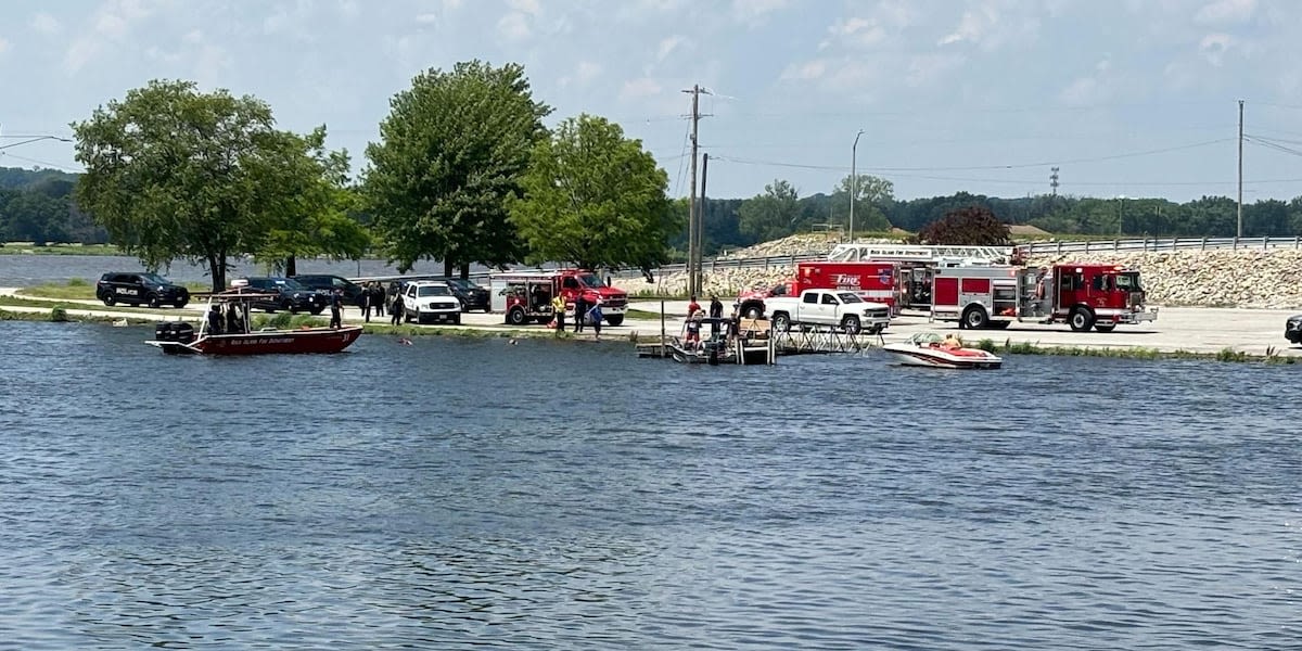 Child drowns, 3 others rescued after swimming at lake in Illinois