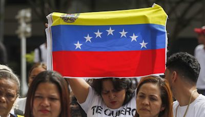 Venezolanos en el exterior emiten un voto de "esperanza" y alzan su voz por la democracia