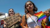 Los californianos LGBTQ temen ser los siguientes en perder sus derechos tras la decisión de Roe