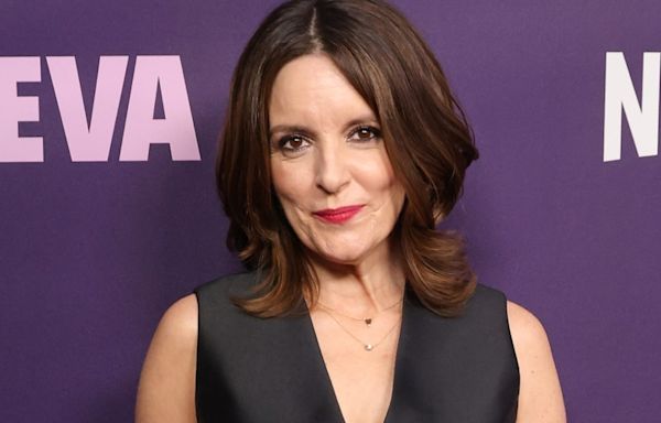 Tina Fey’s Daughter Alice’s Super-Rare Appearance Has Fans Seeing Double