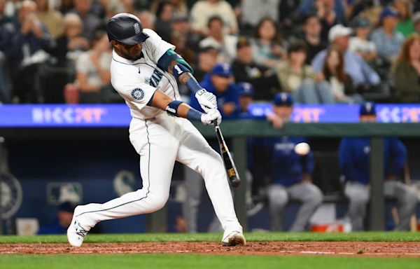 Seattle Mariners Squander Lead, Drop Game 1 of Series Against Texas Rangers