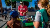 Commentary: Stop pressuring Girl Scouts to be 'cookie bosses'