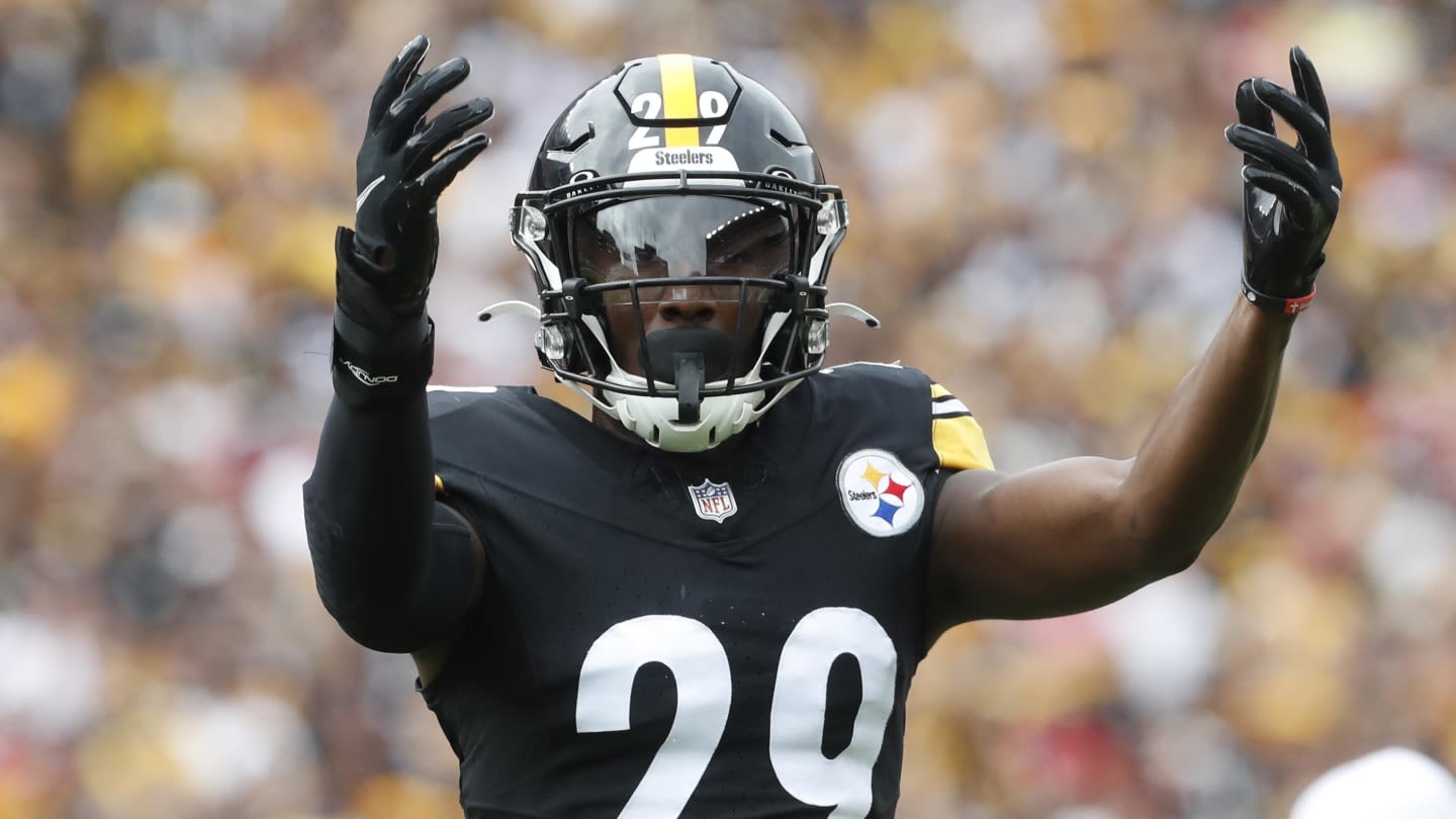 Former Steelers CB Suffers Hamstring Injury