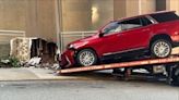 Vehicle crashes into UPMC Presbyterian Hospital