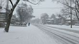 Traffic issues mount as snow covers roads in southern Ontario