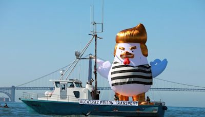 Anti-Trump inflatable chicken to roost in San Francisco during planned fundraiser