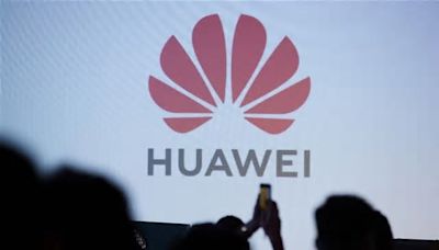 Huawei vs. Samsung: who leads the global communication equipment race?