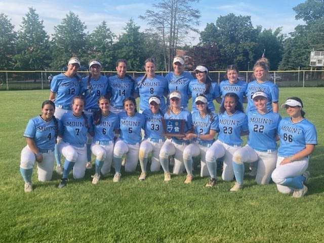 Mount St. Dominic softball beats Pope John to win third straight sectional title