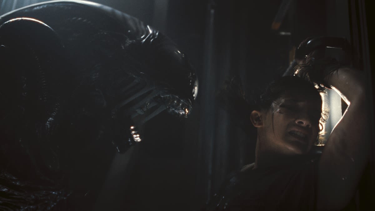 ALIEN: ROMULUS Trailer Unleashes Scariest Xenomorph Yet In A Blood-Soaked Red-Band Sneak Peek