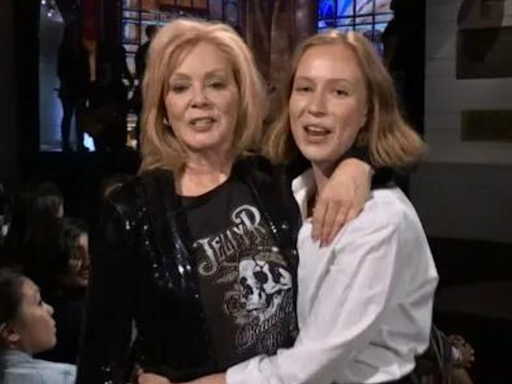 Hannah Einbinder follows in mother’s footsteps after making surprise SNL cameo