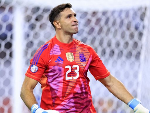 Emi Martinez saves Argentina after Lionel Messi misses penalty in Copa America shootout win over Ecuador to reach semis