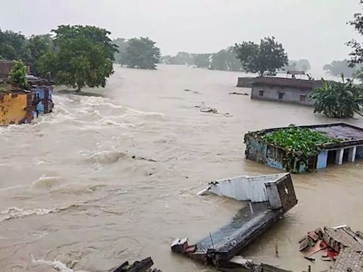 Bihar Floods: Fresh Breaches In Kosi, Bagmati Embankments; 16 Lakh Affected