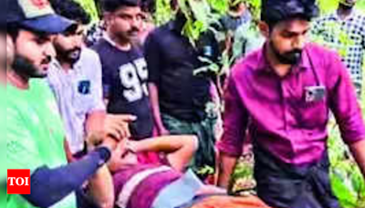 Kerala cops 'force' injured victim to reach crime scene | Kochi News - Times of India