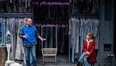 Review: ‘Brooklyn Laundry’ at Northlight Theatre is a truthful, moving story of a couple