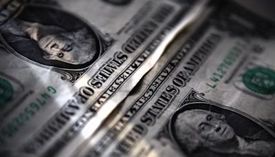 Dólar cai ante real em dia favorável para as moedas emergentes Por Reuters
