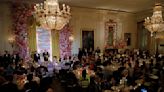 Paul Simon Sings ‘Graceland’ At White House State Dinner – Update