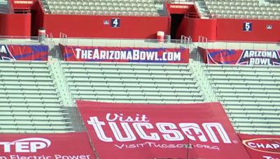 Snoop Dogg gets top billing for Arizona Bowl