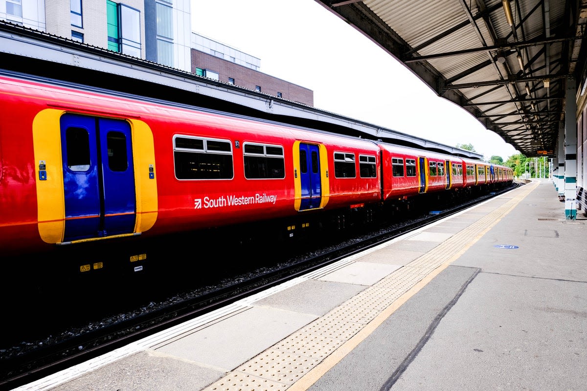 Over 1.4m South West Trains passengers could be eligible for £100 compensation