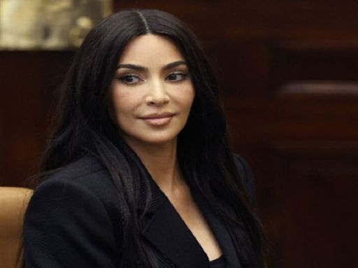 Kim Kardashian Reveals How She Sustained her Finger Injuries; Find Out