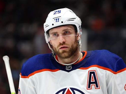 Analyst Predicts Leon Draisaitl ‘Imminent Exit’ from Oilers