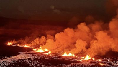 Hawaii volcano update: Alert level raised as magma crumples surface